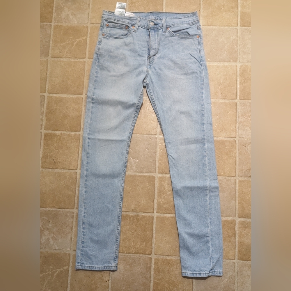 Levi jeans